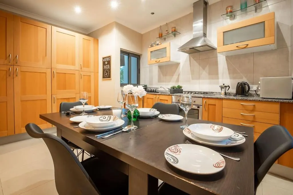 Spacious And Central Flat In Spinola Bay Saint Julian's