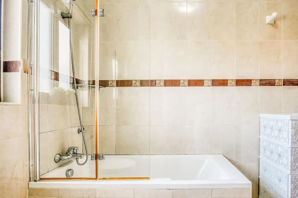 Spacious And Central Flat In Spinola Bay Saint Julian's