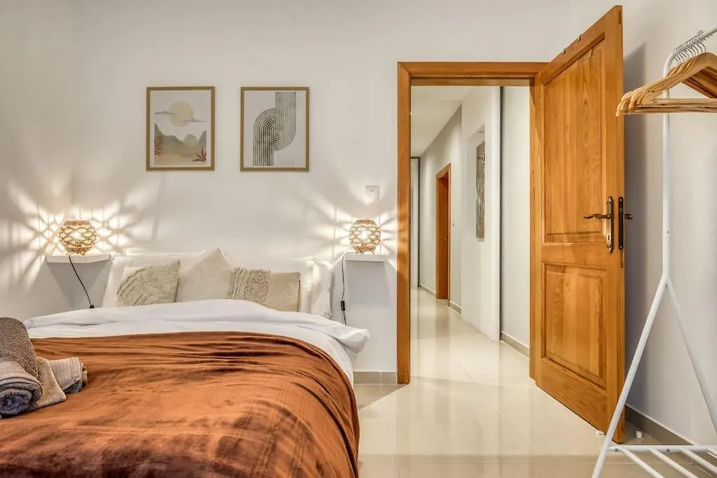 Spacious And Central Flat In Spinola Bay Saint Julian's