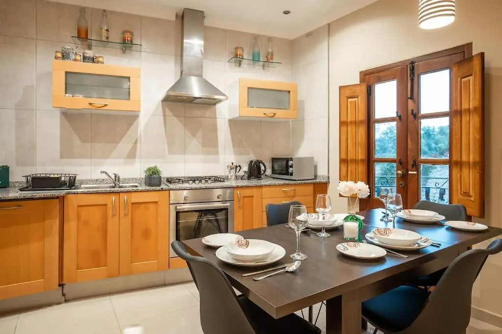 Spacious And Central Flat In Spinola Bay Saint Julian's Apartment